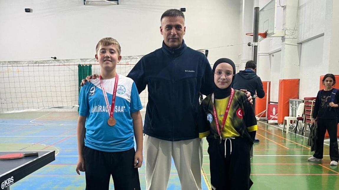 29 EKİM CUMHURİYET BAYRAMI MASA TENİSİ TURNUVASINDA MADALYA ALDIK